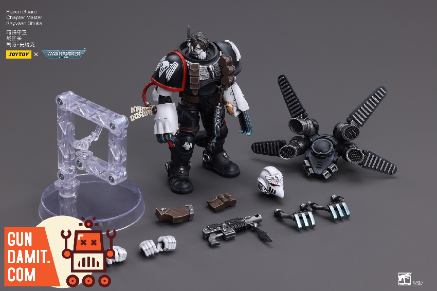 JoyToy Kayvaan Shrike with full accessories spread including jump pack lightning claws and display base JoyToy Kayvaan Shrike with full accessories spread including jump pack lightning claws and display base