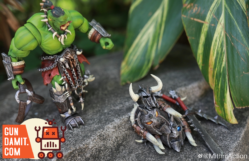 1/10 Horde Berserker Guardian action figure wolf mount detail 1/10 Horde Berserker Guardian action figure wolf mount detail