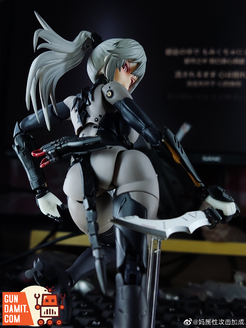 Snail Shell 1/12 Assassin close-up mechanical wing and weapon detail Snail Shell 1/12 Assassin close-up mechanical wing and weapon detail