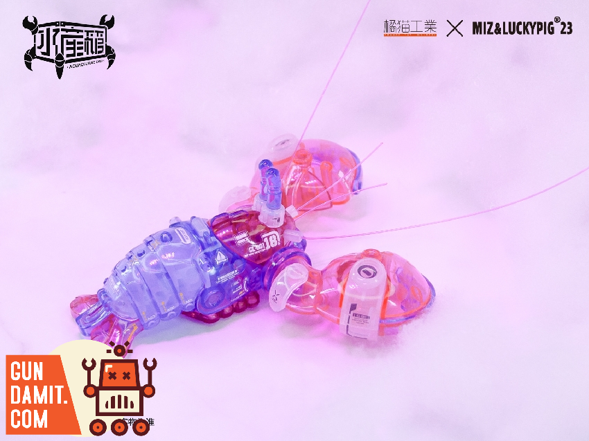 Orange Cat Industry Boston Lobster Pink Version two assembled translucent lobster figures top view Orange Cat Industry Boston Lobster Pink Version two assembled translucent lobster figures top view