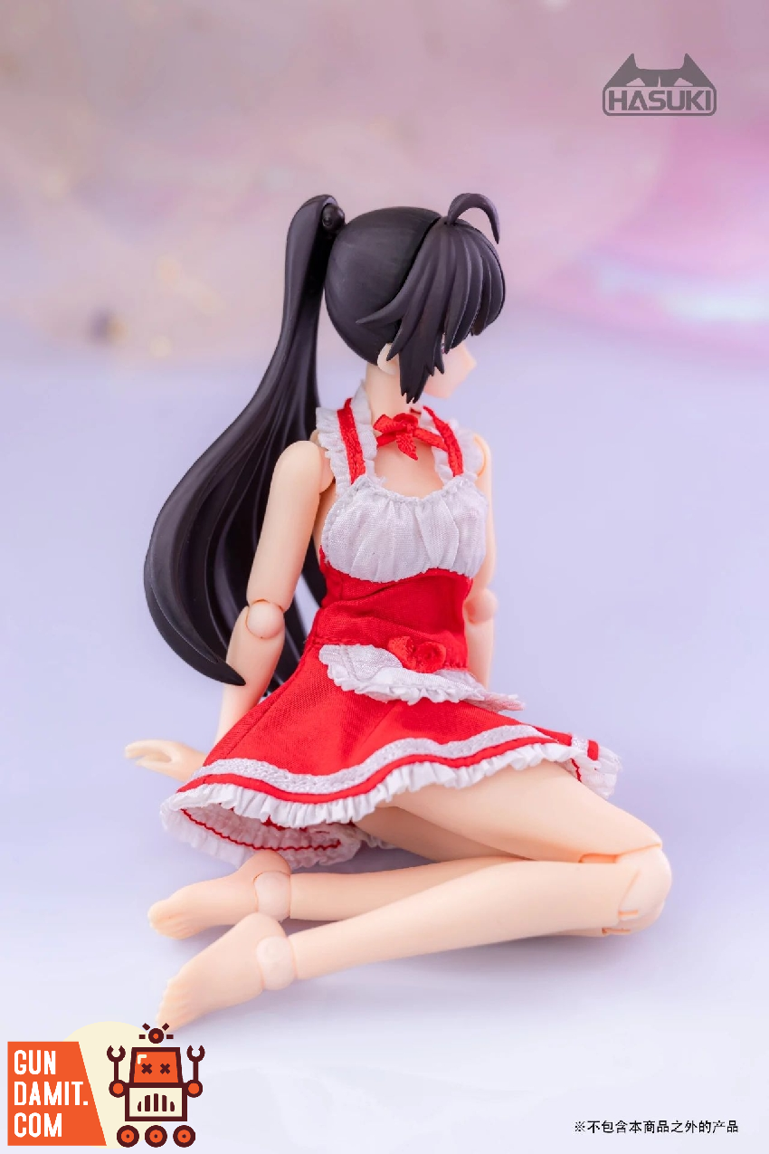 HASUKI CS010 maid costume red version close-up of headdress and lace collar detail HASUKI CS010 maid costume red version close-up of headdress and lace collar detail