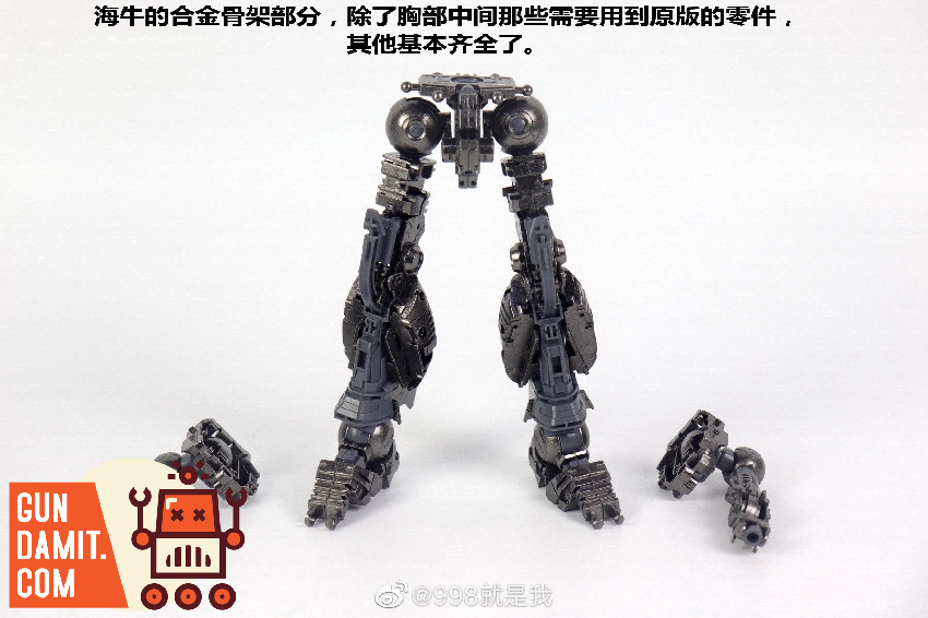 TLX-02 1/100 metal inner frame parts close-up showing ball joints TLX-02 1/100 metal inner frame parts close-up showing ball joints