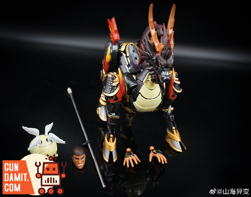 SHYB Studio Kilin figure accessories layout showing interchangeable hands heads and weapons SHYB Studio Kilin figure accessories layout showing interchangeable hands heads and weapons