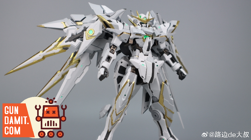 Iron Toys 1/100 Xingmie mecha rear view with thruster details Iron Toys 1/100 Xingmie mecha rear view with thruster details