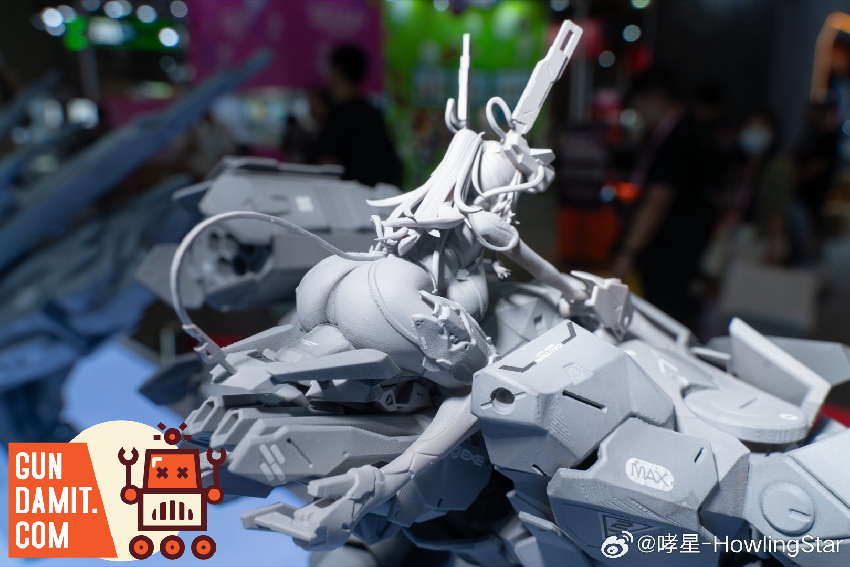 HowlingStar Walker Frame Red Rock unpainted white prototype showing mech frame with mounted weapons and articulated legs HowlingStar Walker Frame Red Rock unpainted white prototype showing mech frame with mounted weapons and articulated legs