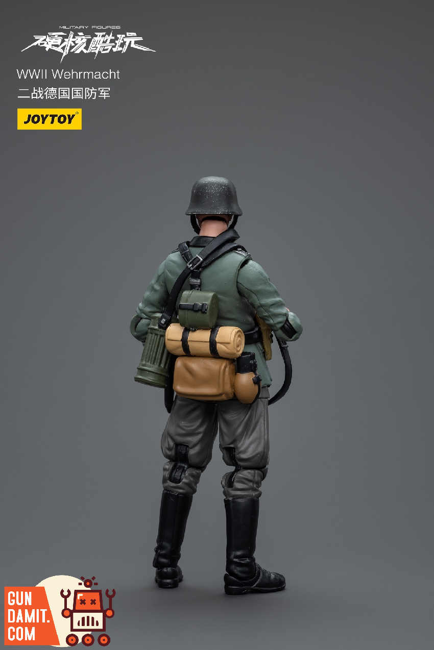 JoyToy WWII Wehrmacht soldier rear view showing backpack canvas bag and field equipment details JoyToy WWII Wehrmacht soldier rear view showing backpack canvas bag and field equipment details