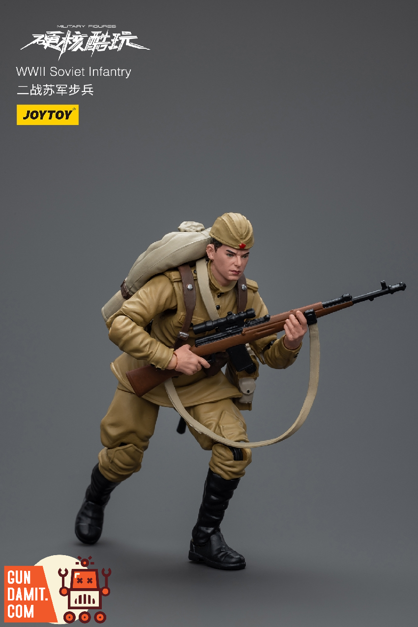 JoyToy Soviet Infantry figure in low crouching advance pose with Mosin-Nagant rifle JoyToy Soviet Infantry figure in low crouching advance pose with Mosin-Nagant rifle