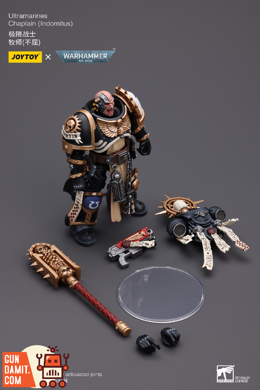 JoyToy Chaplain Indomitus with full accessories layout including crozius weapon backpack and display base JoyToy Chaplain Indomitus with full accessories layout including crozius weapon backpack and display base
