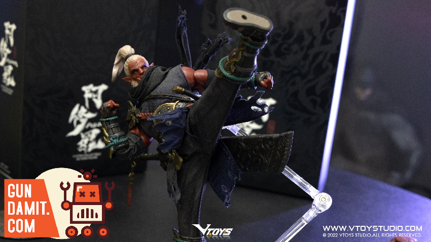 VToys Asura Red Demon side profile showing fabric clothing and weapon accessories VToys Asura Red Demon side profile showing fabric clothing and weapon accessories