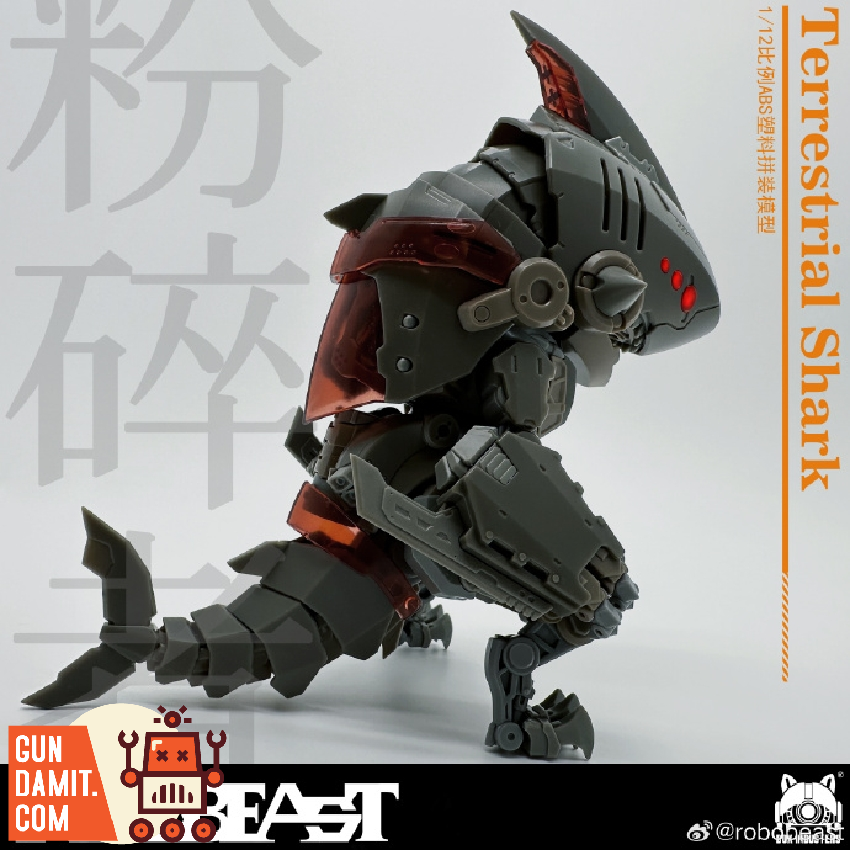 Robobeast 1/12 Terrestrial Shark model kit rear three-quarter view showing tail and back details Robobeast 1/12 Terrestrial Shark model kit rear three-quarter view showing tail and back details