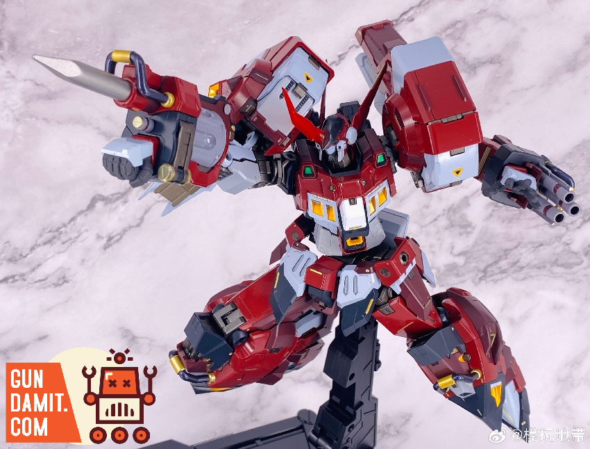 Riobot Alteisen Super Robot Wars OG action pose with weapons Riobot Alteisen Super Robot Wars OG action pose with weapons