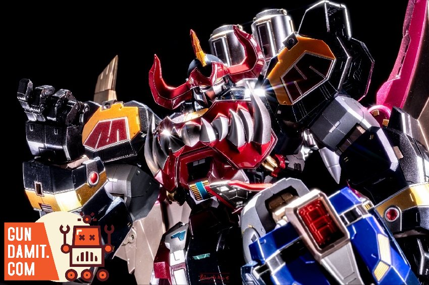 Flame Toys Dino Megazord combined robot close-up with Power Sword Flame Toys Dino Megazord combined robot close-up with Power Sword