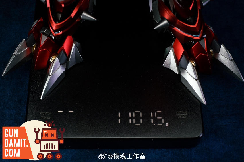 Asyura Iron Saga figure on display base with LED clock Asyura Iron Saga figure on display base with LED clock