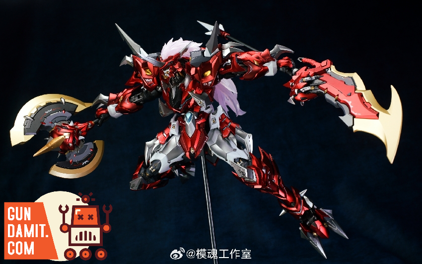 Moshow Noble Class X Asyura Iron Saga red mecha with glowing blade Moshow Noble Class X Asyura Iron Saga red mecha with glowing blade