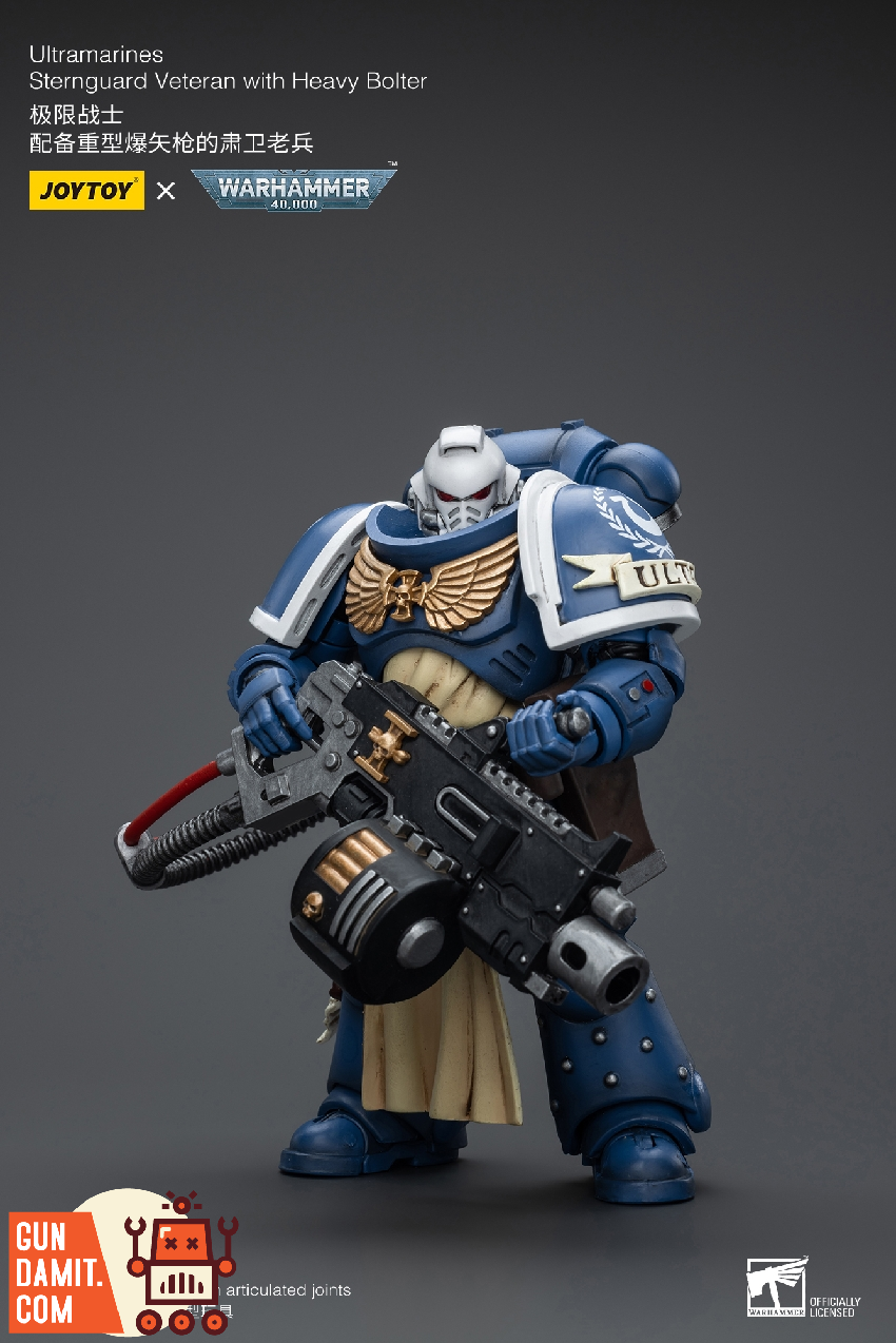 JoyToy 1/18 Warhammer 40K Ultramarines Sternguard Veteran with Heavy Bolter front view JoyToy 1/18 Warhammer 40K Ultramarines Sternguard Veteran with Heavy Bolter front view