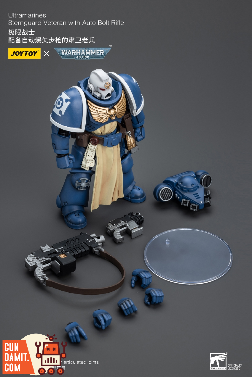 JoyToy Sternguard Veteran with accessories and weapon spread layout JoyToy Sternguard Veteran with accessories and weapon spread layout