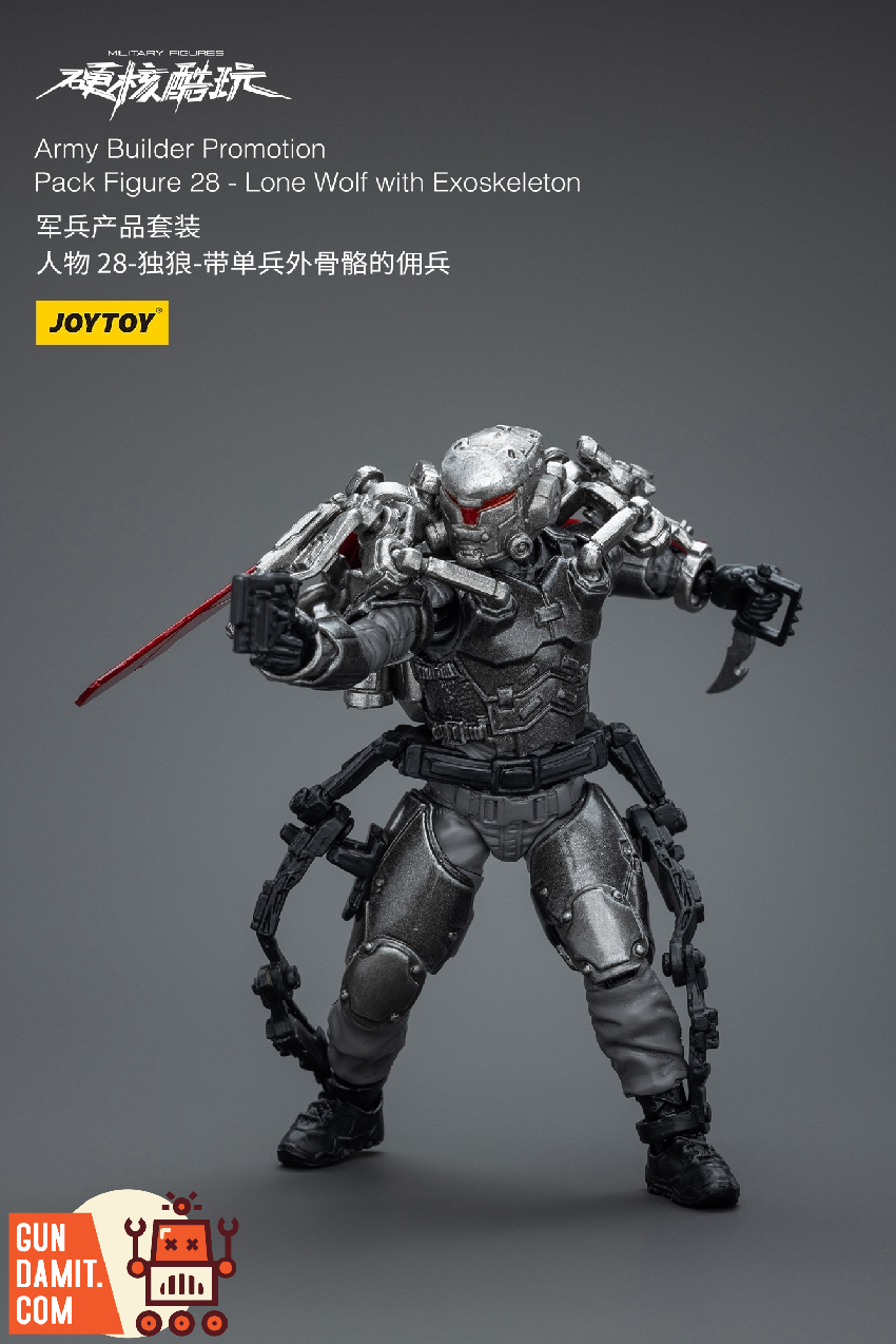 JoyToy Army Builder Figure 28 Lone Wolf side angle with weapons JoyToy Army Builder Figure 28 Lone Wolf side angle with weapons