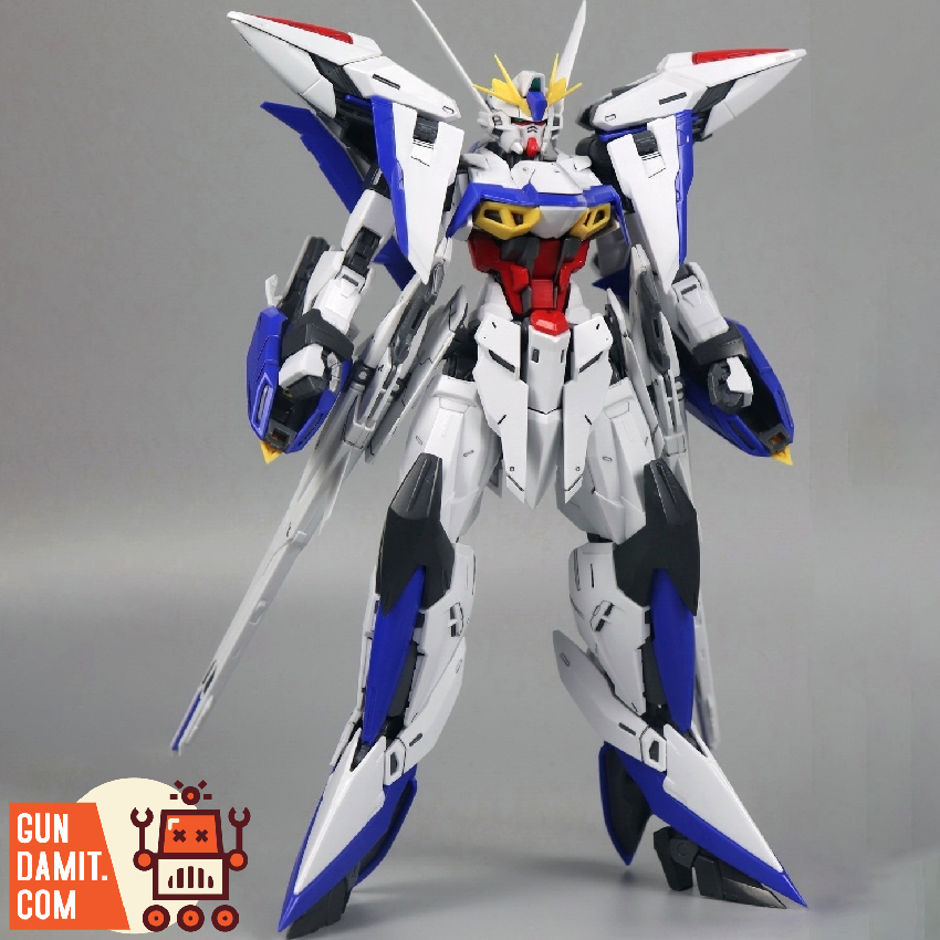 Daban 6658 Eclipse Gundam front standing pose showing blue accents Daban 6658 Eclipse Gundam front standing pose showing blue accents
