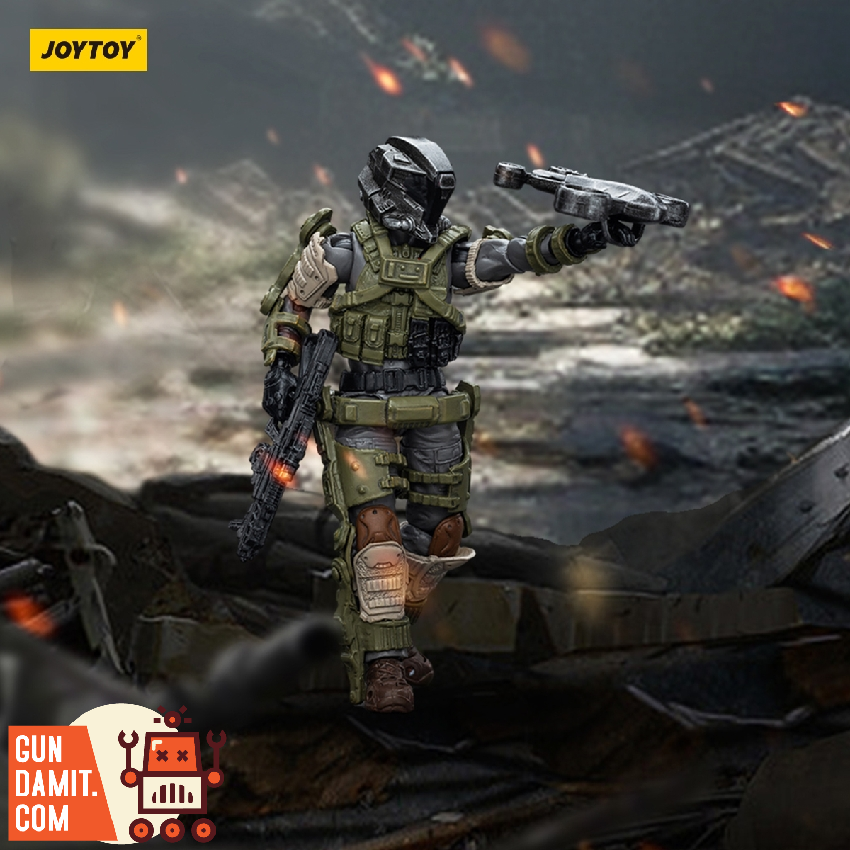 JoyToy 1/18 Scout with Drone tactical gear detail JoyToy 1/18 Scout with Drone tactical gear detail
