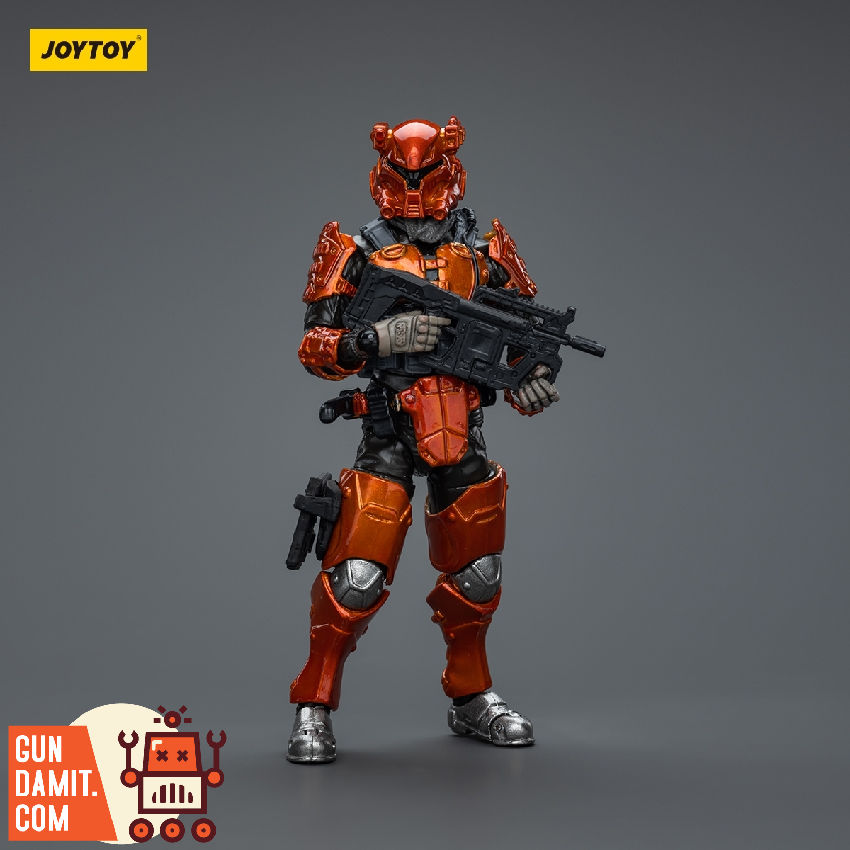 JoyToy 1/18 Star Bounty Hunter orange armor front view with rifle JoyToy 1/18 Star Bounty Hunter orange armor front view with rifle