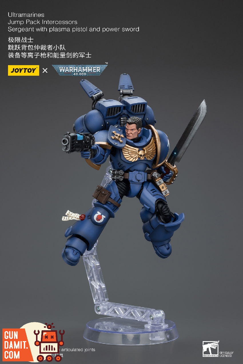 JoyToy JT1378 Ultramarines Sergeant dynamic jump attack pose on flight stand JoyToy JT1378 Ultramarines Sergeant dynamic jump attack pose on flight stand