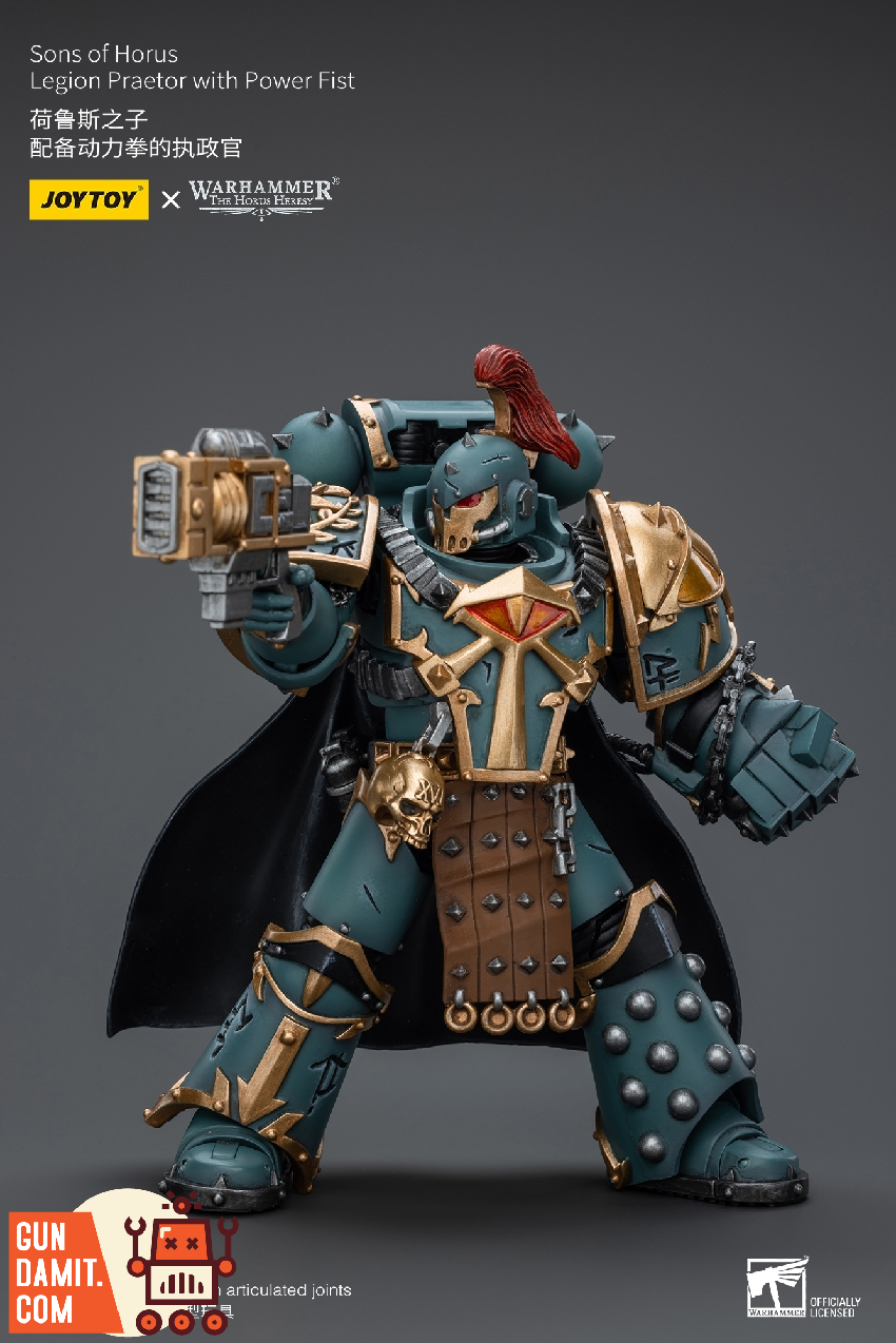 Sons of Horus Legion Praetor rear view cape and armor detail Sons of Horus Legion Praetor rear view cape and armor detail