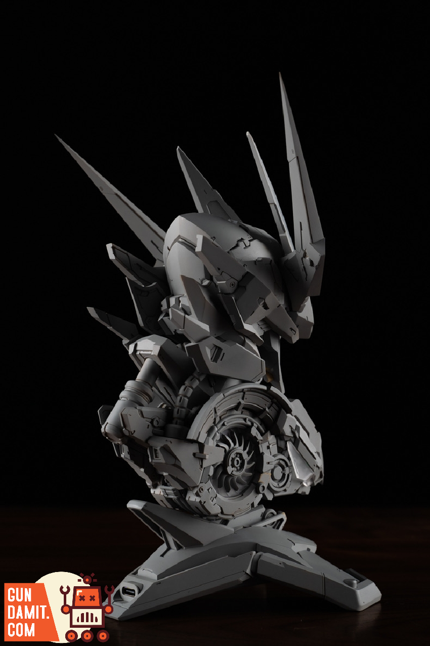 LabZero Barbatos Lupus Rex resin bust rear view showing horn details unpainted LabZero Barbatos Lupus Rex resin bust rear view showing horn details unpainted