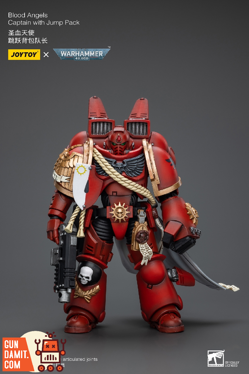 JoyToy JT4997 Warhammer 40K Blood Angels Captain with Jump Pack 1/18 front view JoyToy JT4997 Warhammer 40K Blood Angels Captain with Jump Pack 1/18 front view