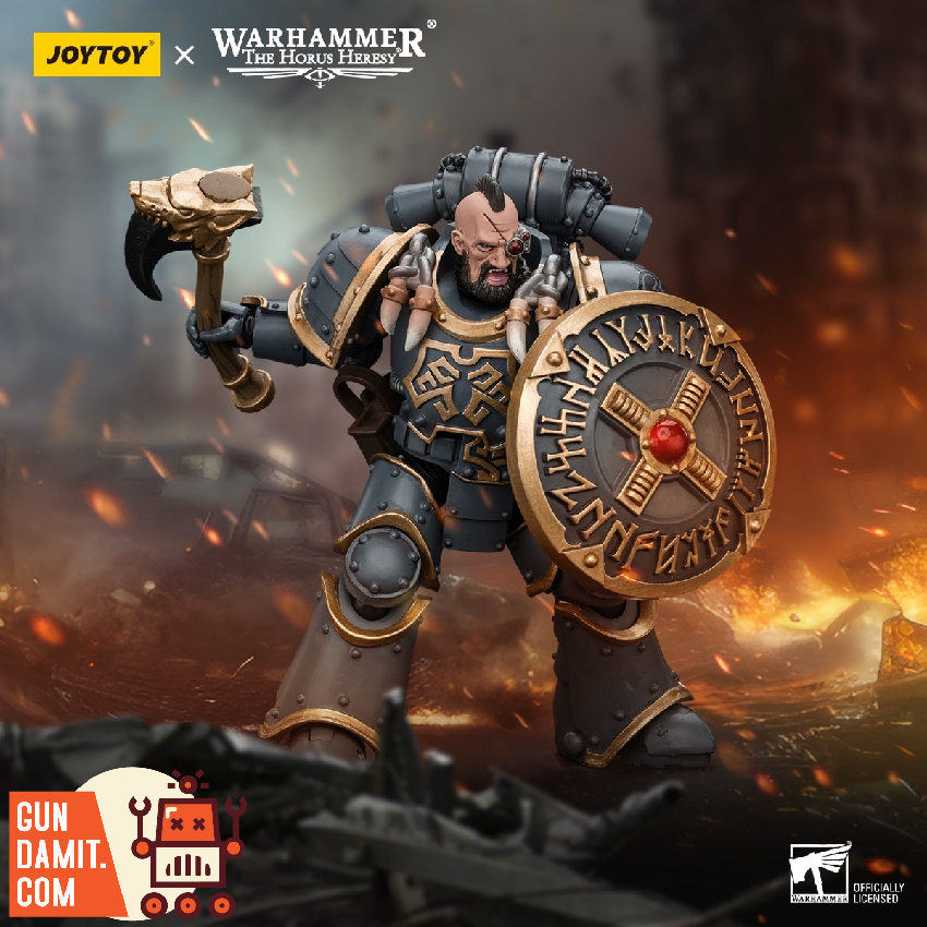 JoyToy Space Wolves Huscarl charging into battle scene with shield raised JoyToy Space Wolves Huscarl charging into battle scene with shield raised