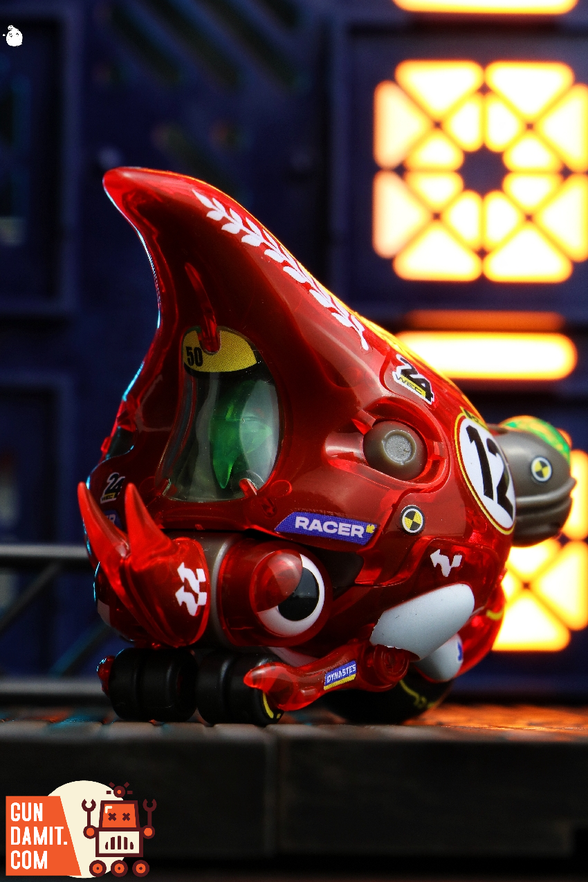 Earnestcore Craft Lunchbox Dynastes red beetle mecha dynamic pose Earnestcore Craft Lunchbox Dynastes red beetle mecha dynamic pose