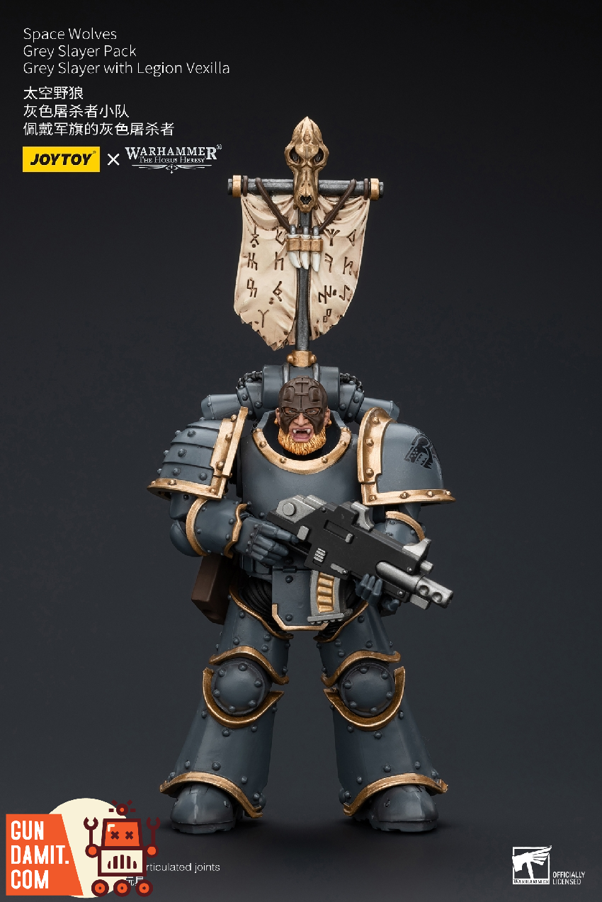 JoyToy Space Wolves Grey Slayer with Legion Vexilla banner front view JoyToy Space Wolves Grey Slayer with Legion Vexilla banner front view