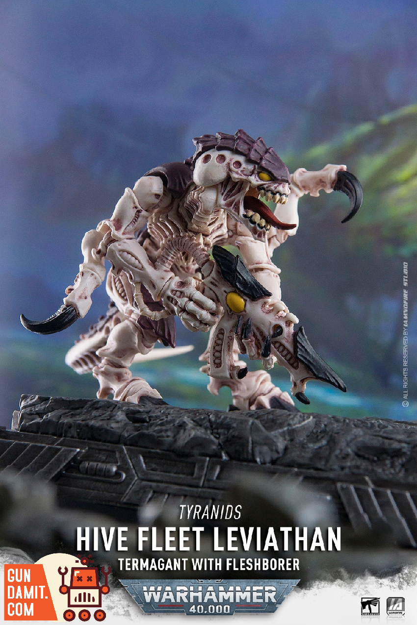 JoyToy Tyranid Warrior promotional banner alternate angle JoyToy Tyranid Warrior promotional banner alternate angle