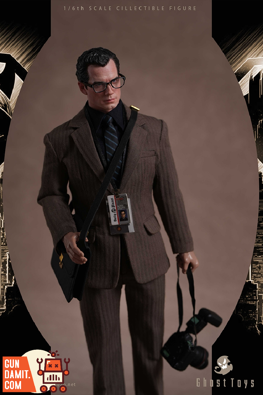 Ghost Toys 1/6 GH-011 Clark Kent Superman journalist figure in suit front view Ghost Toys 1/6 GH-011 Clark Kent Superman journalist figure in suit front view