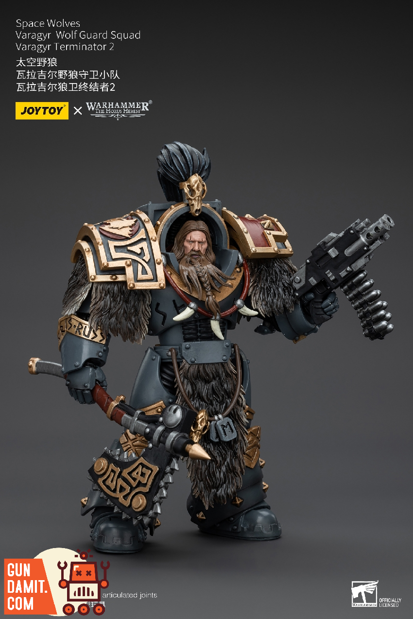 JoyToy Space Wolves Varagyr Terminator 2 side view with storm bolter JoyToy Space Wolves Varagyr Terminator 2 side view with storm bolter