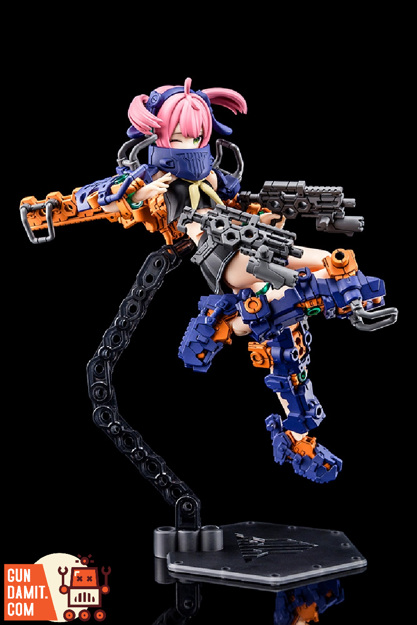 Kotobukiya Megami Device Midnight Fang holding large rifle aiming pose Kotobukiya Megami Device Midnight Fang holding large rifle aiming pose