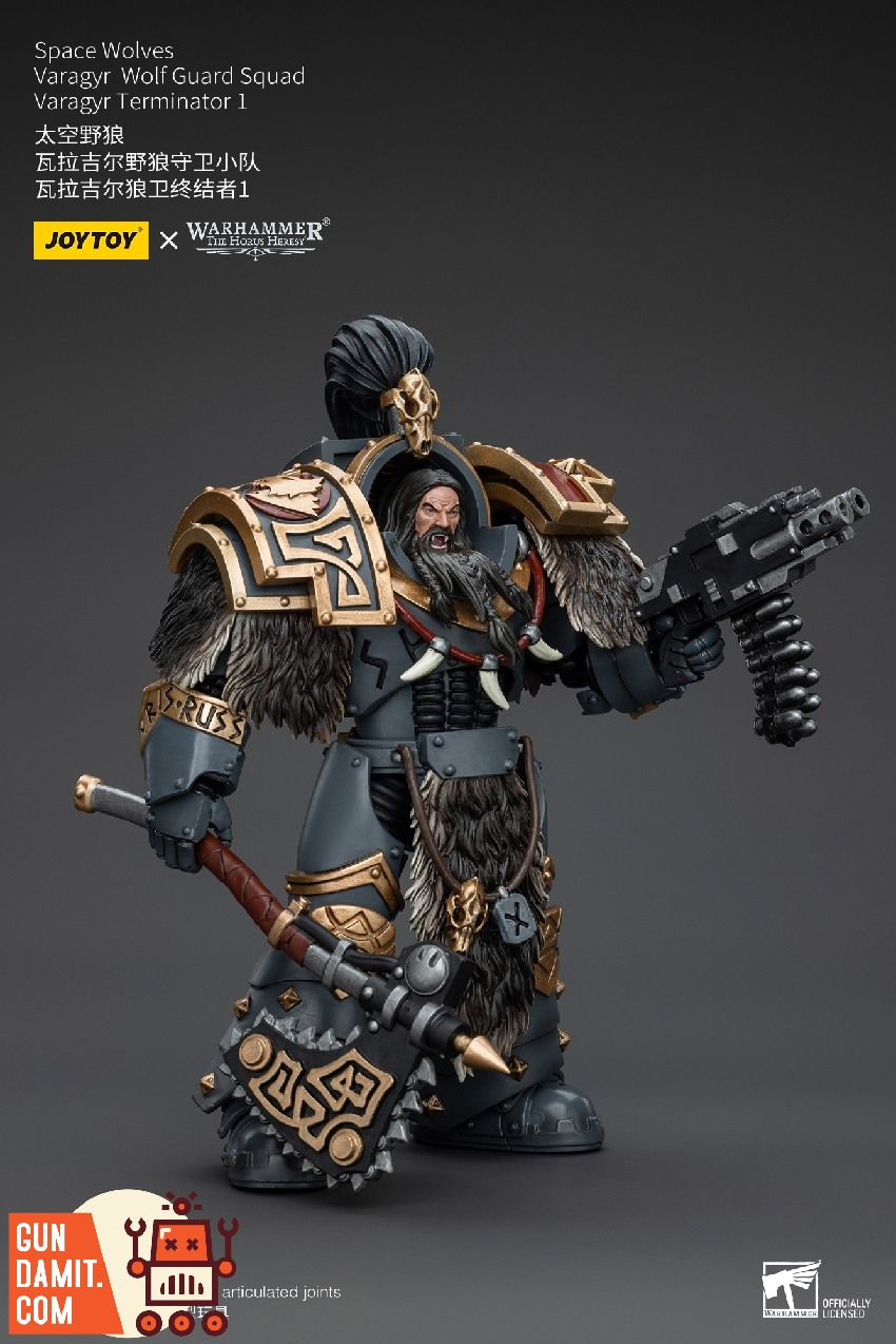 JoyToy Space Wolves Varagyr Terminator 1 wielding combi-bolter aiming pose JoyToy Space Wolves Varagyr Terminator 1 wielding combi-bolter aiming pose