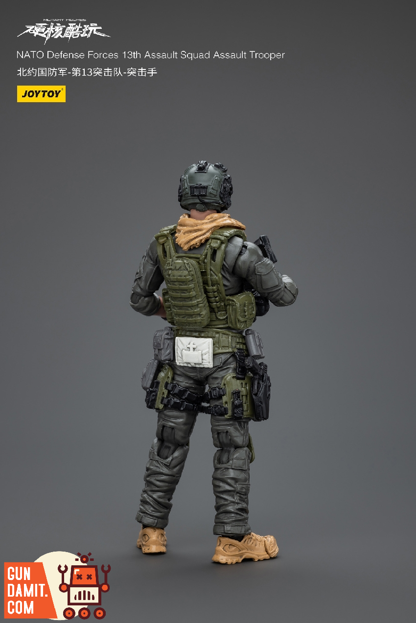JoyToy 1/18 Hardcore Coldplay NATO Trooper rear view backpack detail JoyToy 1/18 Hardcore Coldplay NATO Trooper rear view backpack detail