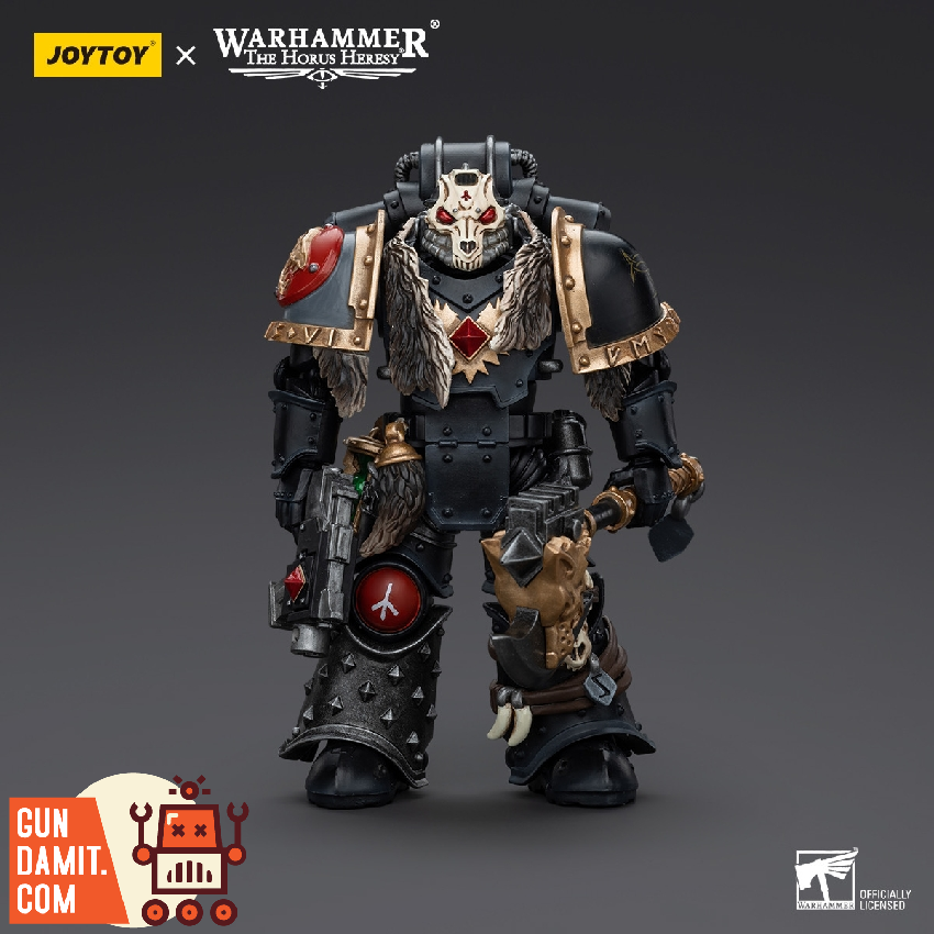 JoyToy 1/18 Warhammer Horus Heresy Space Wolves Deathsworn 3 front view JoyToy 1/18 Warhammer Horus Heresy Space Wolves Deathsworn 3 front view