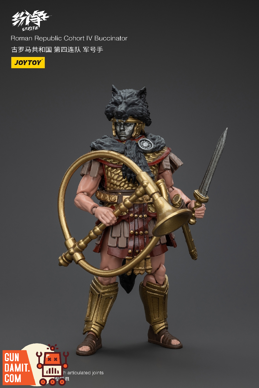 JoyToy Roman Republic Buccinator figure with drawn sword side view JoyToy Roman Republic Buccinator figure with drawn sword side view