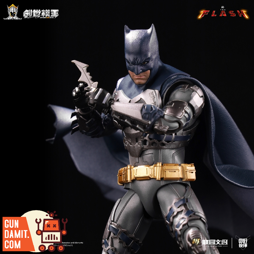 Modoking Batman Batfleck assembled front view showing armored suit Modoking Batman Batfleck assembled front view showing armored suit