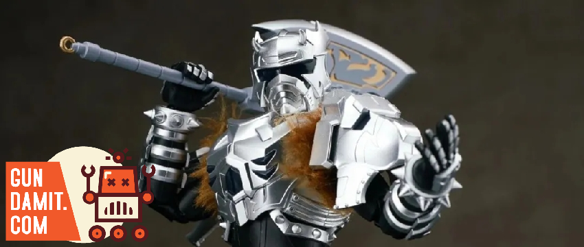 Degenerator Industry 1/12 Armor Hero Snow Armor close-up wielding battle axe with fire effect parts in silver knight design Degenerator Industry 1/12 Armor Hero Snow Armor close-up wielding battle axe with fire effect parts in silver knight design