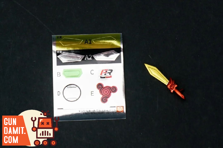 YiLiChuangWan Strawberry Slasher accessory bags and sword weapon YiLiChuangWan Strawberry Slasher accessory bags and sword weapon