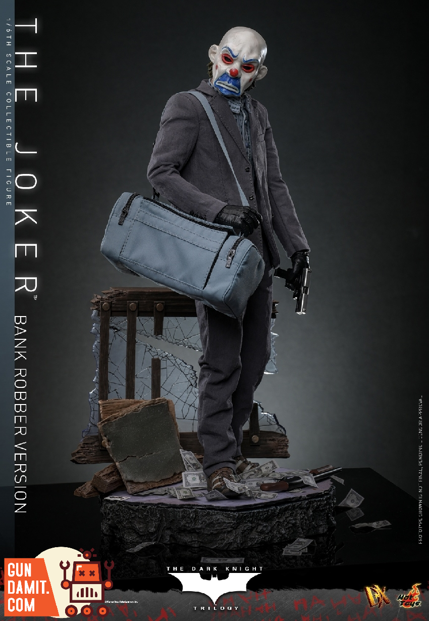 Hot Toys 1/6 DX50 Dark Knight Trilogy Joker Bank Robber 14 Hot Toys 1/6 DX50 Dark Knight Trilogy Joker Bank Robber view 14