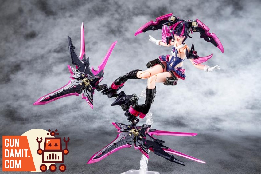 Kotobukiya KP800 Desire Girl Attacker action pose Kotobukiya KP800 Desire Girl Attacker action pose