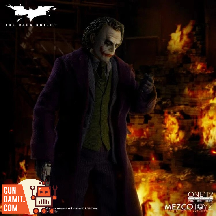 Mezco 1/12 Batman Dark Knight Joker view 7 Mezco 1/12 Batman Dark Knight Joker view 7