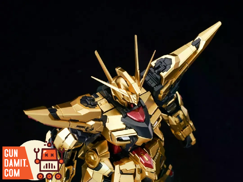 Aurora 1/100 Dawn Akatsuki Gundam view 45 Aurora 1/100 Dawn Akatsuki Gundam view 45