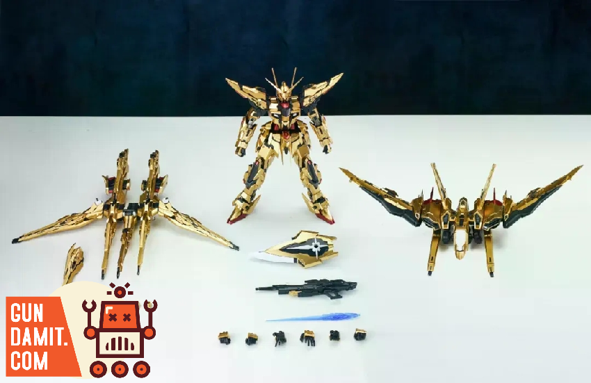 Aurora 1/100 Dawn Akatsuki Gundam view 1 Aurora 1/100 Dawn Akatsuki Gundam view 1