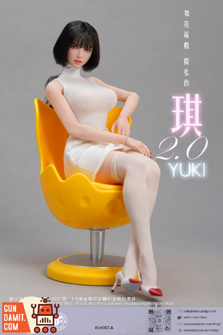 I8TOYS I8-FB-002-B Platinum Silicone Female Body 1/6 view 5 I8TOYS I8-FB-002-B Platinum Silicone Female Body 1/6 view 5