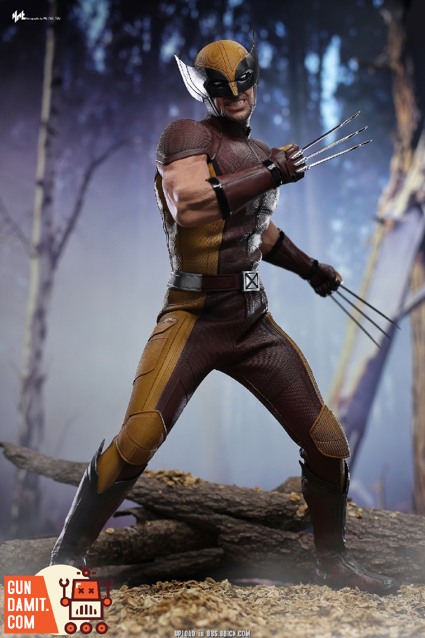 Hot Toys MMS831 Wolverine Classic Brown Suit 1/6 Figure view 41 Hot Toys MMS831 Wolverine Classic Brown Suit 1/6 Figure view 41