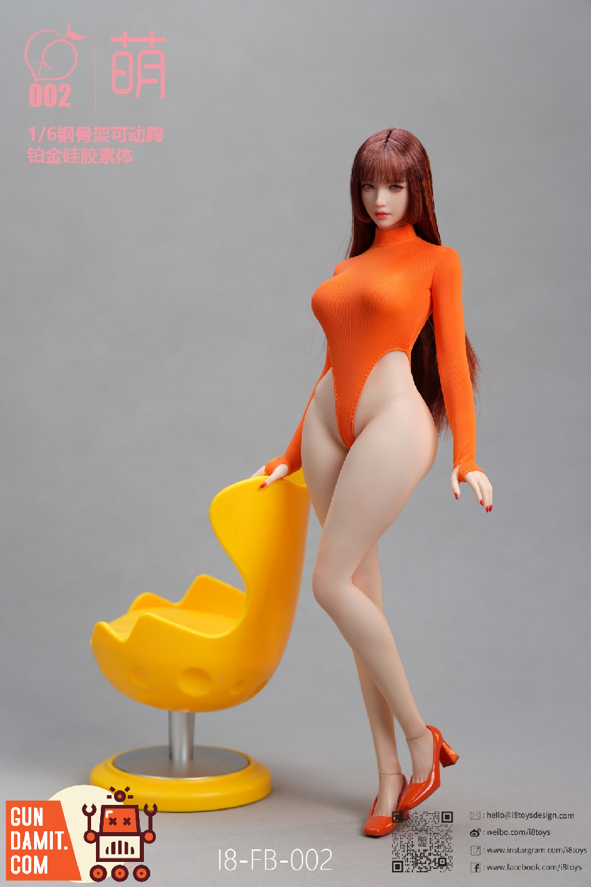 I8TOYS I8-FB-002-A Platinum Silicone Female Body 1/6 view 11 I8TOYS I8-FB-002-A Platinum Silicone Female Body 1/6 view 11